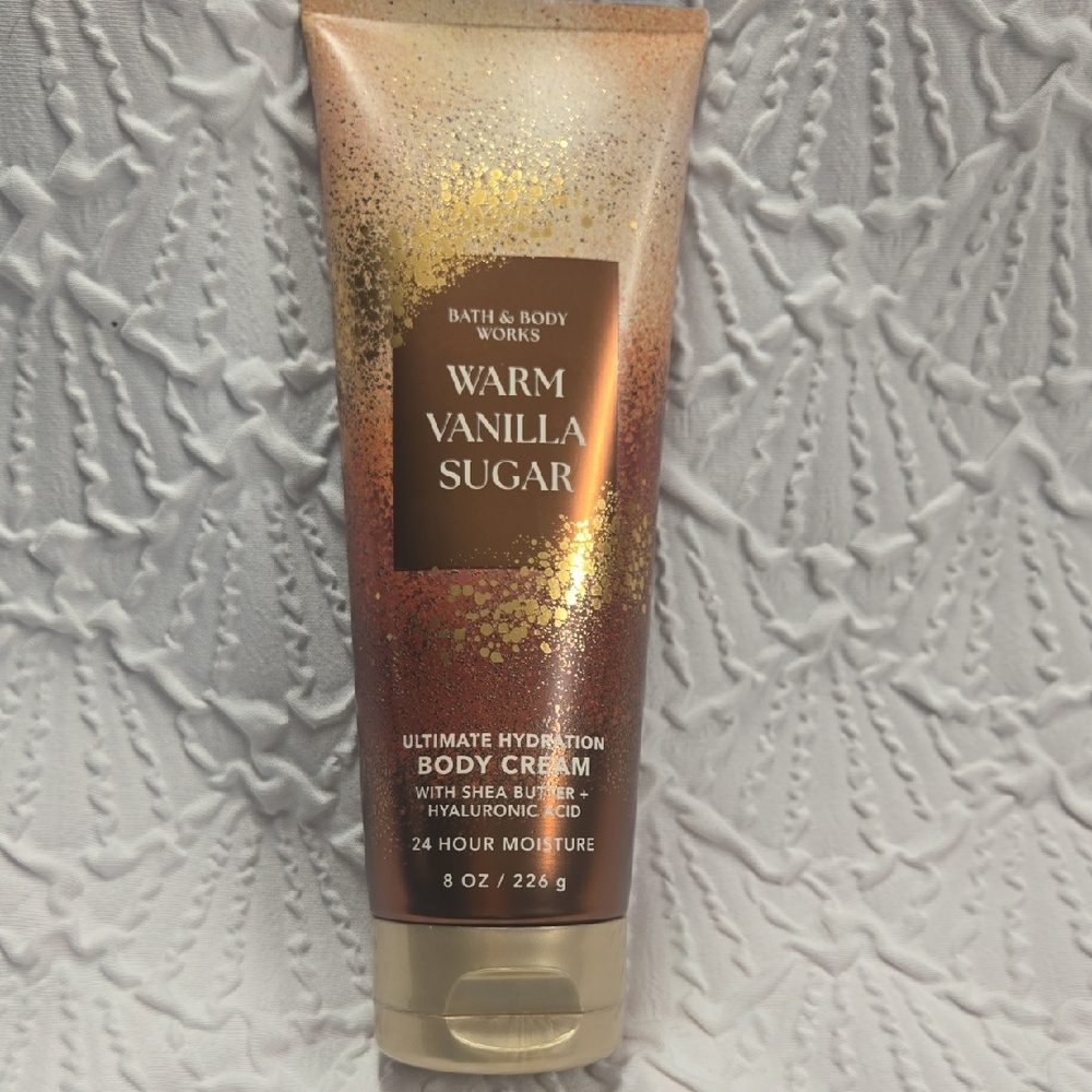 Bath & Body Works Warm Vanilla Sugar Body Cream - Gold and Brown